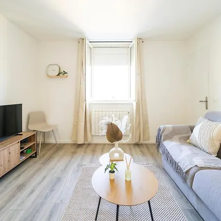 Apartment Pour 2, Centre-ville Et *